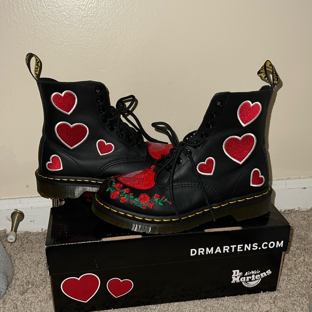 Dr. Martens size 7 uk size 5